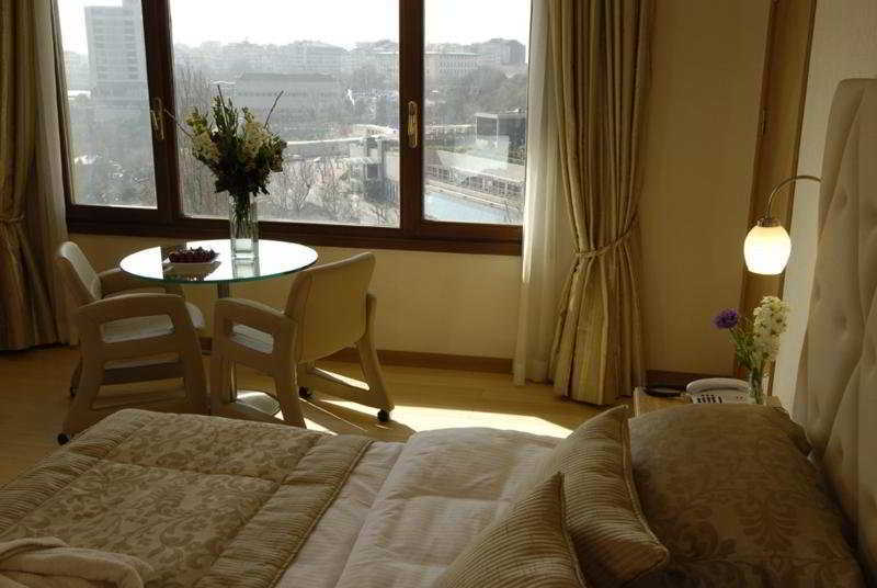 Mega Residence & Hotel Nisantasi Isztambul Kültér fotó